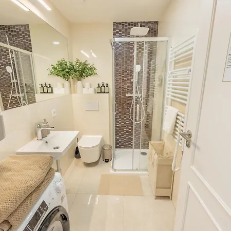Old Town-premium Studio-lift-quiet-netflix Praha