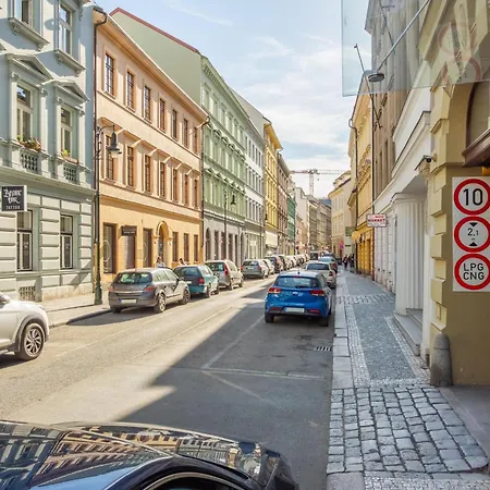 Apartmán Old Town-premium Studio-lift-quiet-netflix *